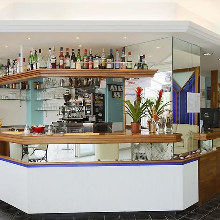 Hotel Ideal Bianchini Riccione Bagian luar foto
